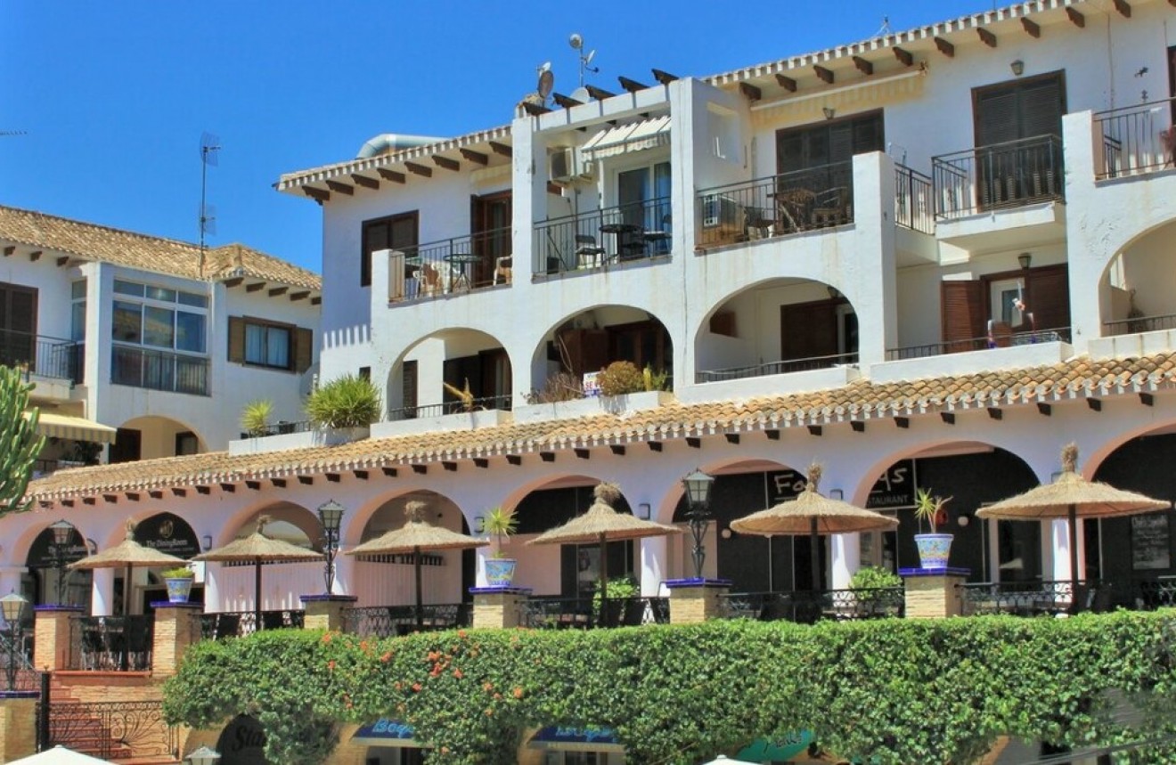 Resale - Apartment / flat -
Villamartin - Costa Blanca