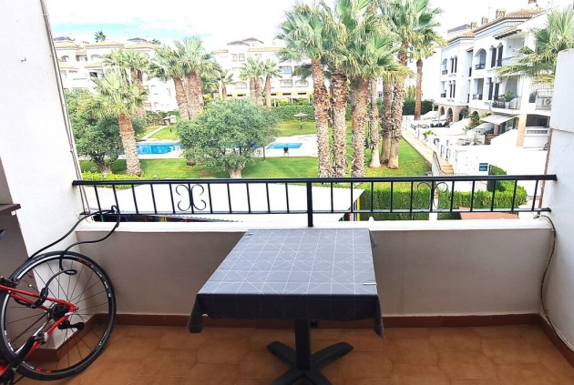 Tweedehands - Appartement / flat -
Villamartin - Costa Blanca