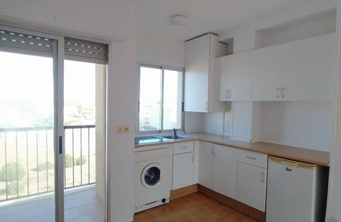 Z drugiej ręki - Apartment Penthouse -
Torrevieja - La Mata