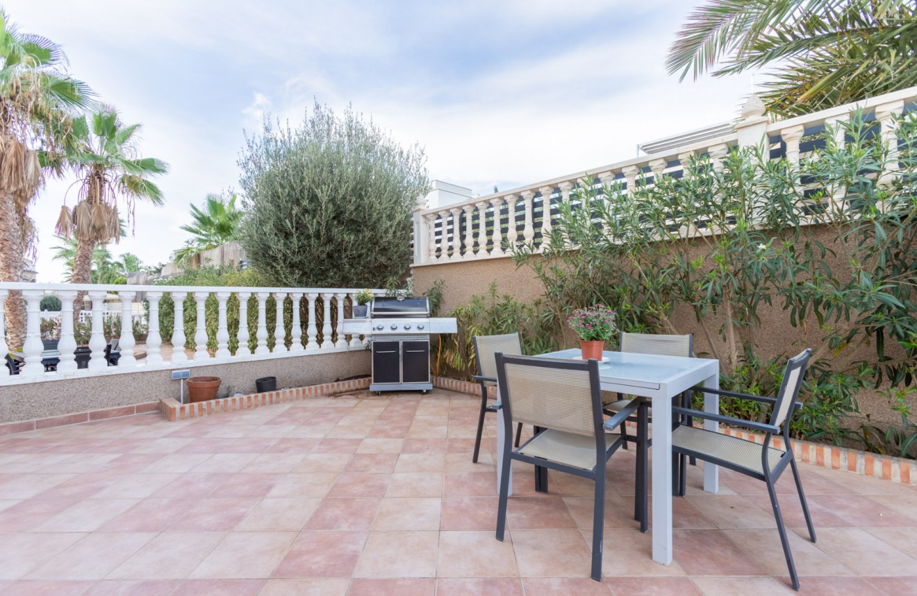 Aus zweiter Hand - Wohnung -
Orihuela Costa - Costa Blanca