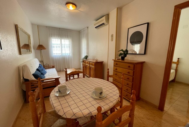 Aus zweiter Hand - Wohnung -
Torrevieja - Playa del Cura