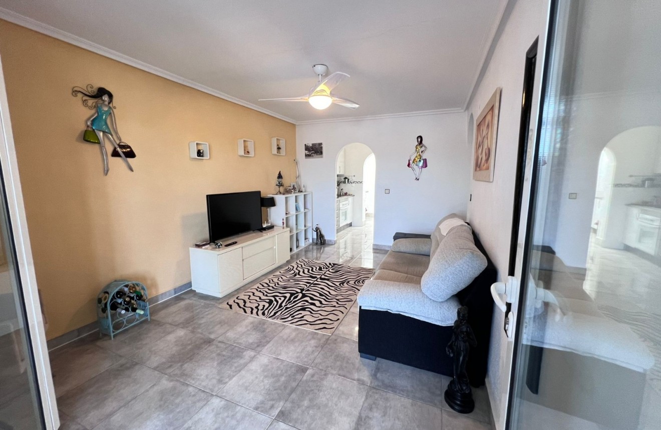 Aus zweiter Hand - Wohnung -
Orihuela - Inland