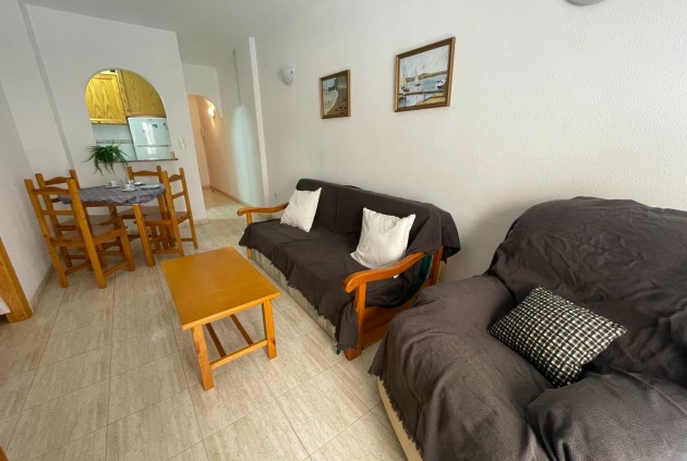 Resale - Apartment / flat -
Torrevieja - Estacion de autobuses