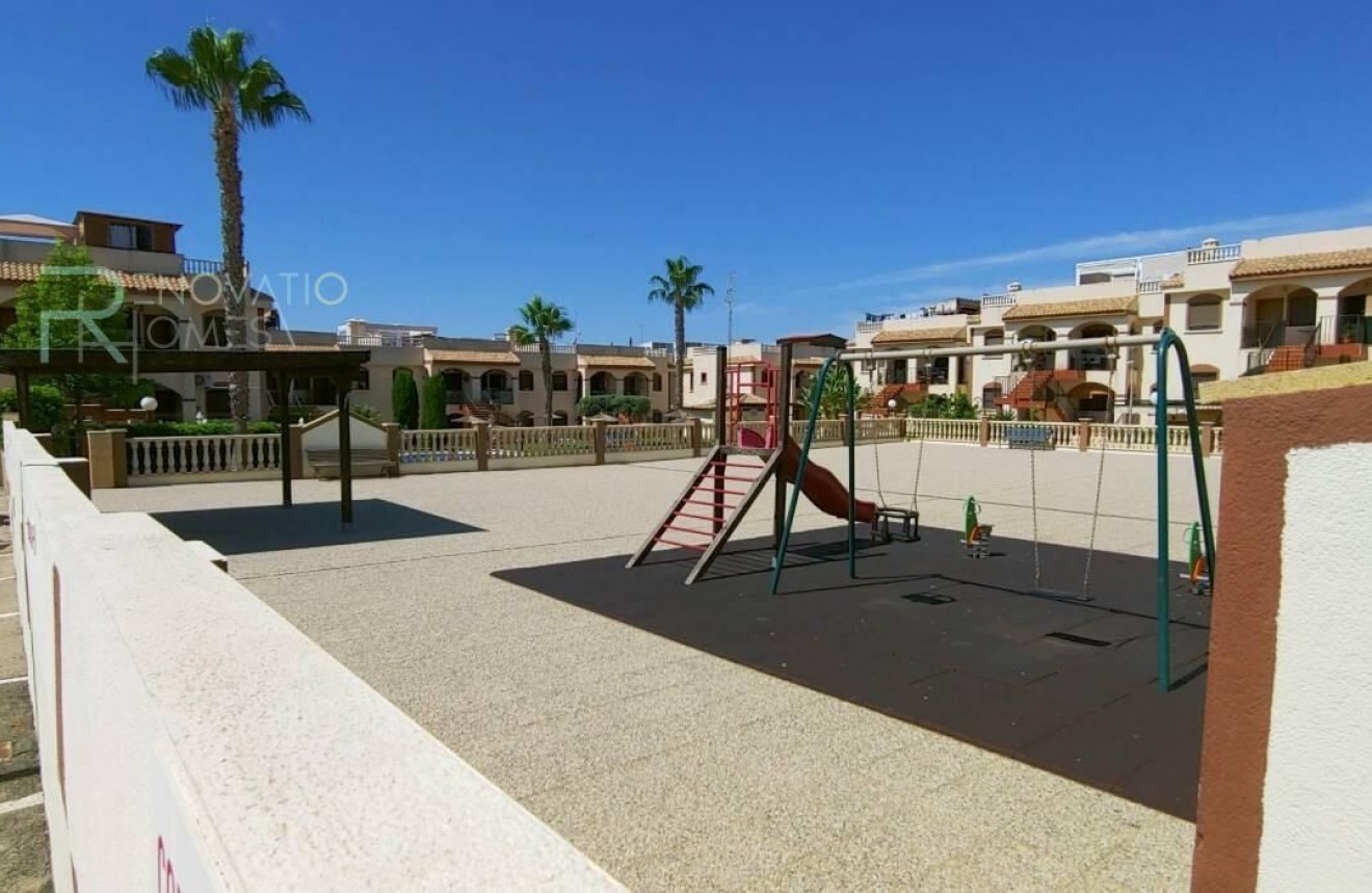 D'occasion - Bungalow -
Torrevieja - Aguas Nuevas 1