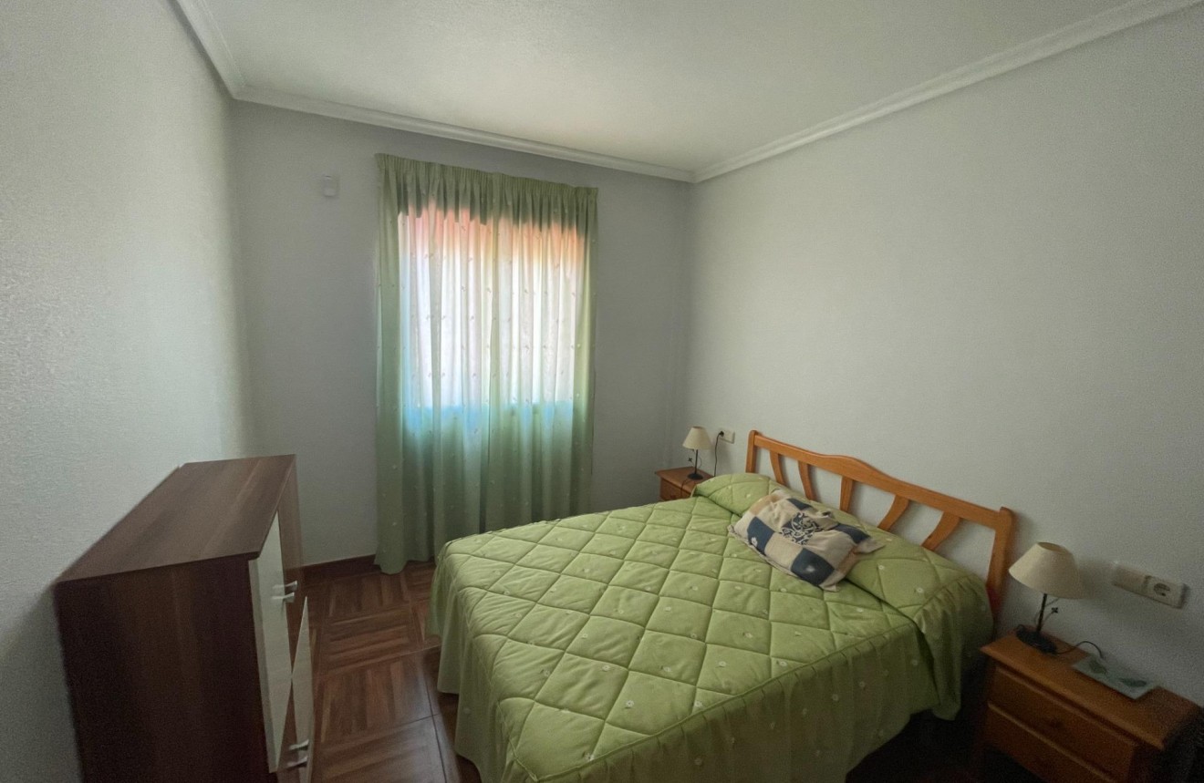 Aus zweiter Hand - Bungalow -
Torrevieja - Aguas Nuevas 1