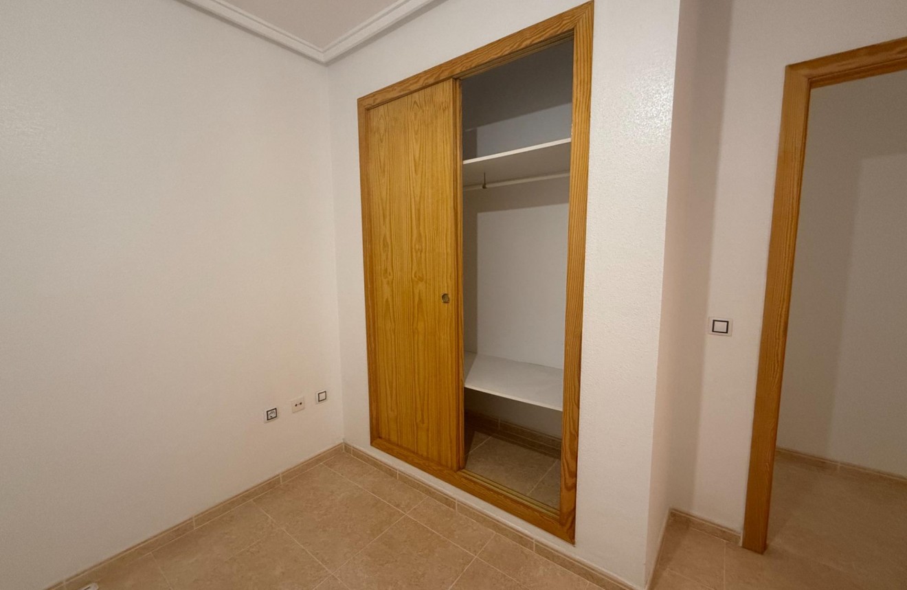 Aus zweiter Hand - Wohnung -
Torrevieja - Centro