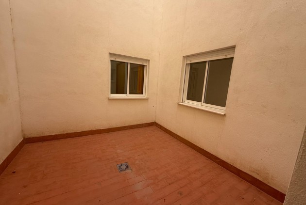 Segunda mano - Apartamento / piso -
Torrevieja - Centro