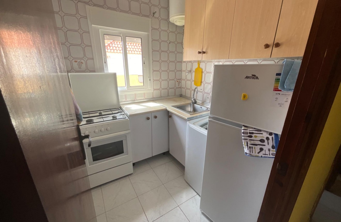 Resale - Apartment / flat -
Torrevieja - La Mata