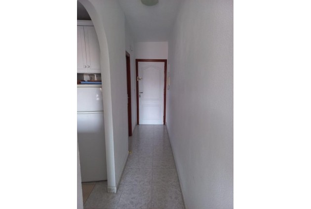 Tweedehands - Appartement / flat -
Torrevieja - Estacion de autobuses