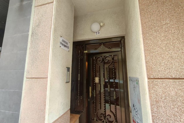 Resale - Apartment / flat -
Torrevieja - Costa Blanca