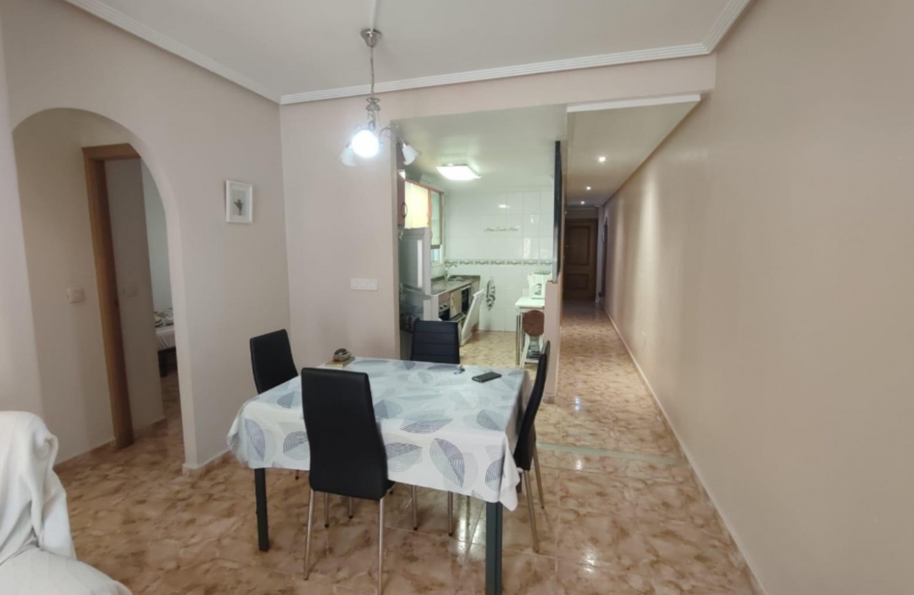 Resale - Apartment / flat -
Torrevieja - Costa Blanca