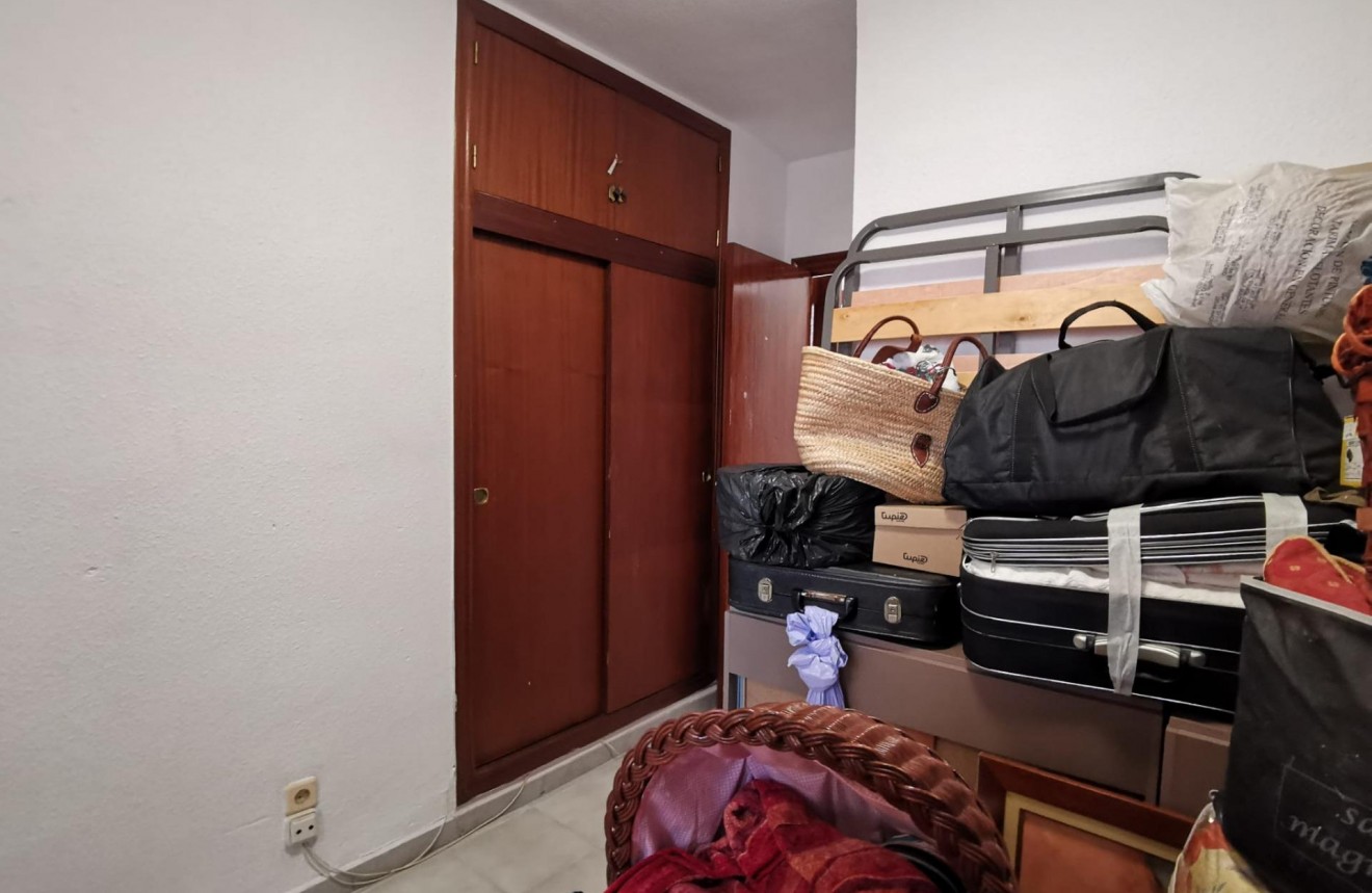 Segunda mano - Apartamento / piso -
Torrevieja - Estacion de autobuses