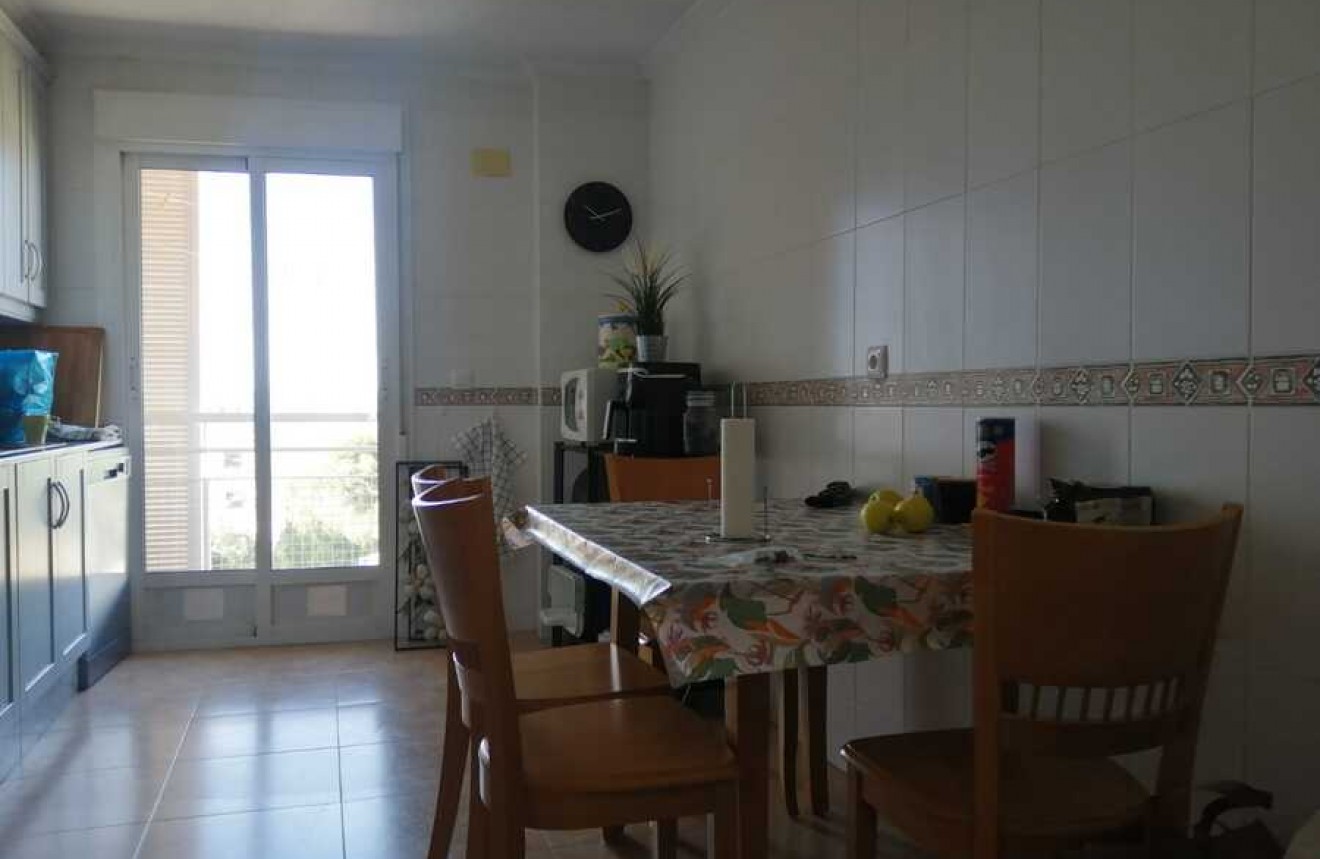 Tweedehands - Penthouse -
Almoradí - Inland