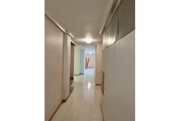 Aus zweiter Hand - Wohnung -
Torrevieja - Acequion