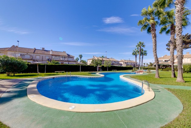 Segunda mano - Bungalow -
Torrevieja - Aguas Nuevas 2