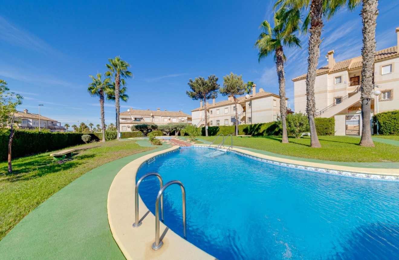 Segunda mano - Bungalow -
Torrevieja - Aguas Nuevas 2