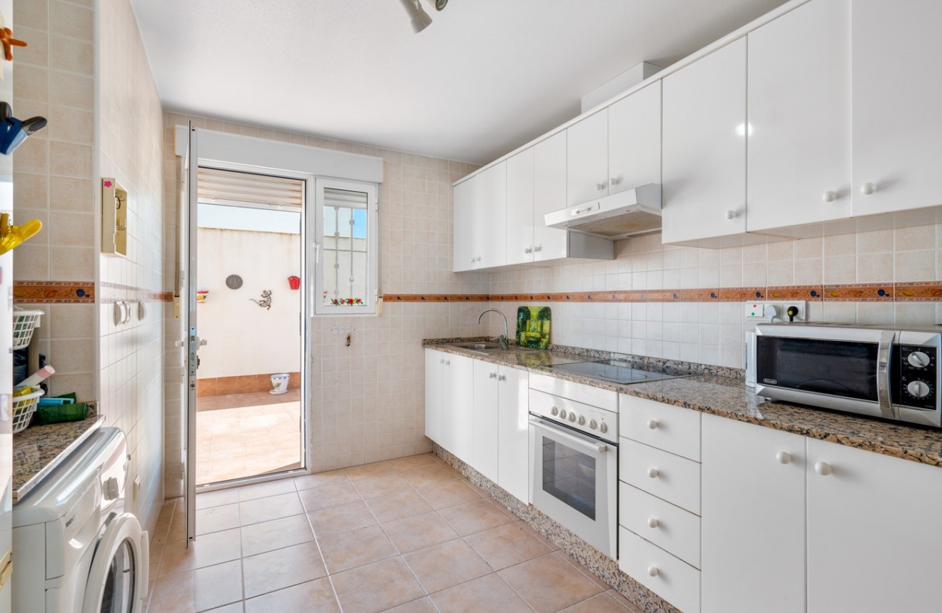 Tweedehands - Appartement / flat -
Orihuela - Inland