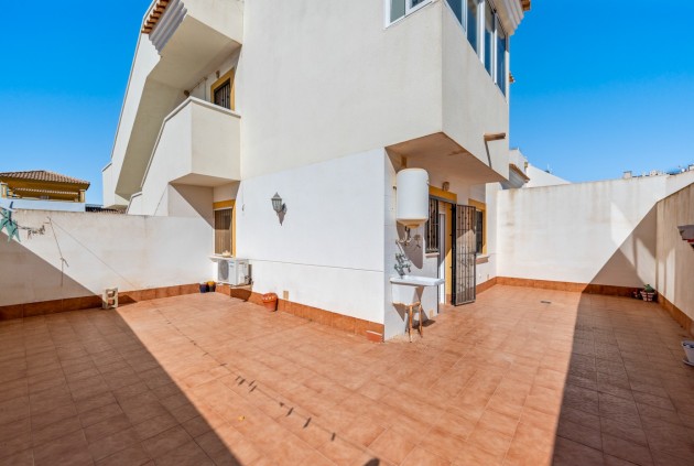 Tweedehands - Appartement / flat -
Orihuela - Inland