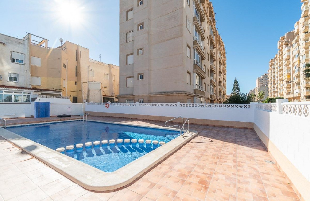 Aus zweiter Hand - Wohnung -
Torrevieja - Nueva Torrevieja