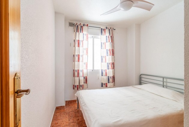 Resale - Apartment / flat -
Torrevieja - Nueva Torrevieja