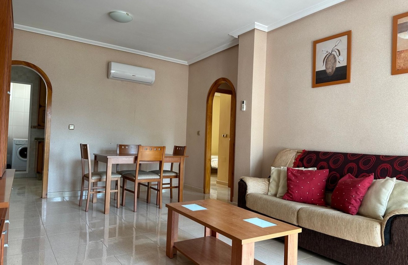 D'occasion - Appartement -
Orihuela Costa - Costa Blanca