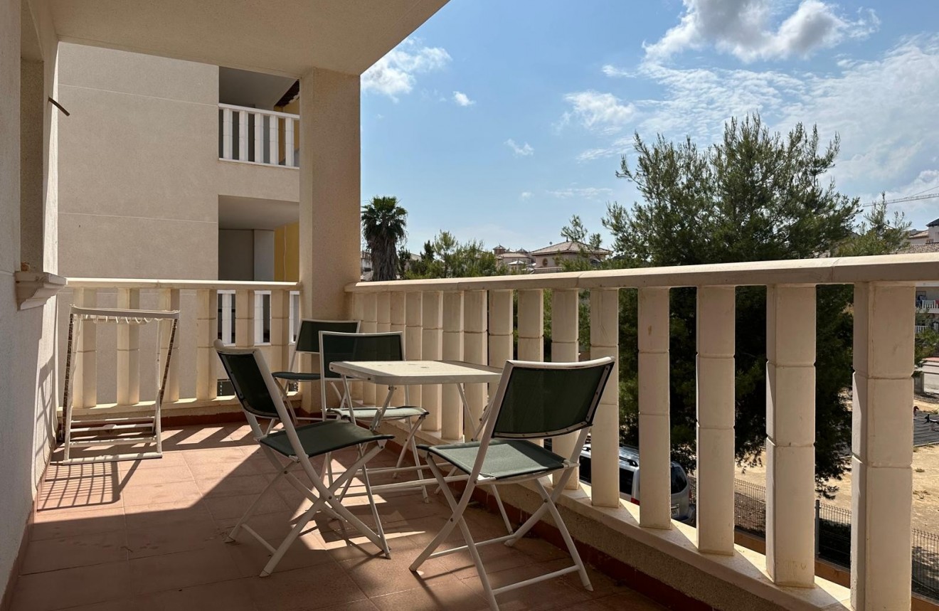 Aus zweiter Hand - Wohnung -
Orihuela Costa - Costa Blanca