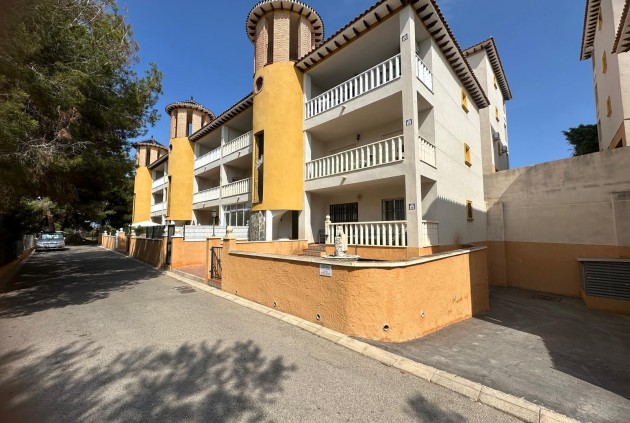 Aus zweiter Hand - Wohnung -
Orihuela Costa - Costa Blanca