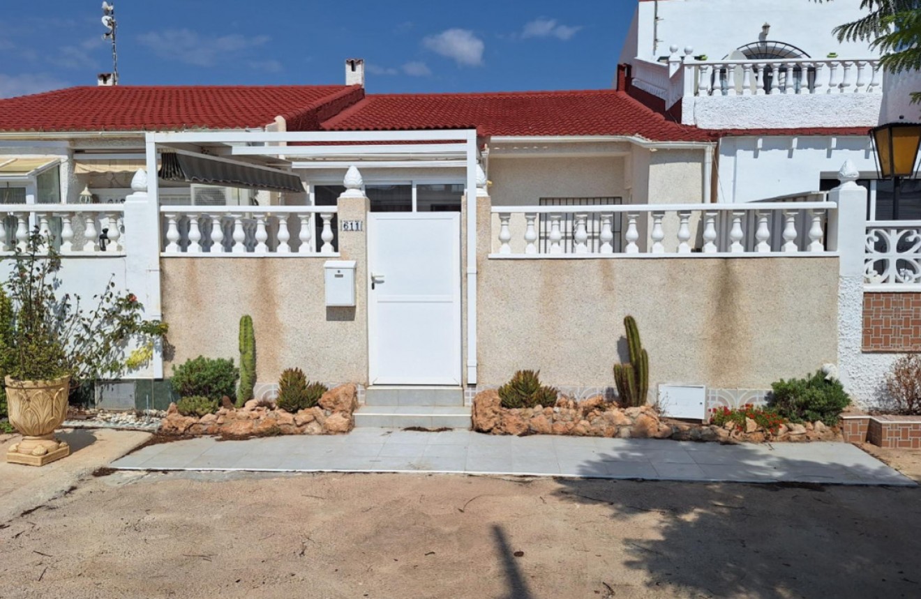 Z drugiej ręki - Bungalow -
Torrevieja - Costa Blanca