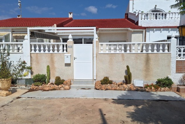 Z drugiej ręki - Bungalow -
Torrevieja - Costa Blanca