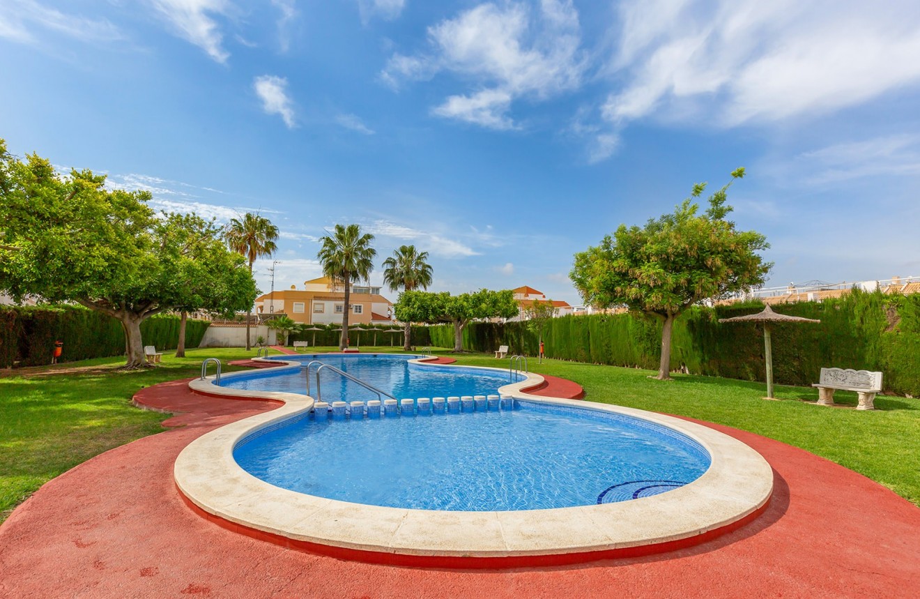 Tweedehands - Bungalow -
Torrevieja - Costa Blanca