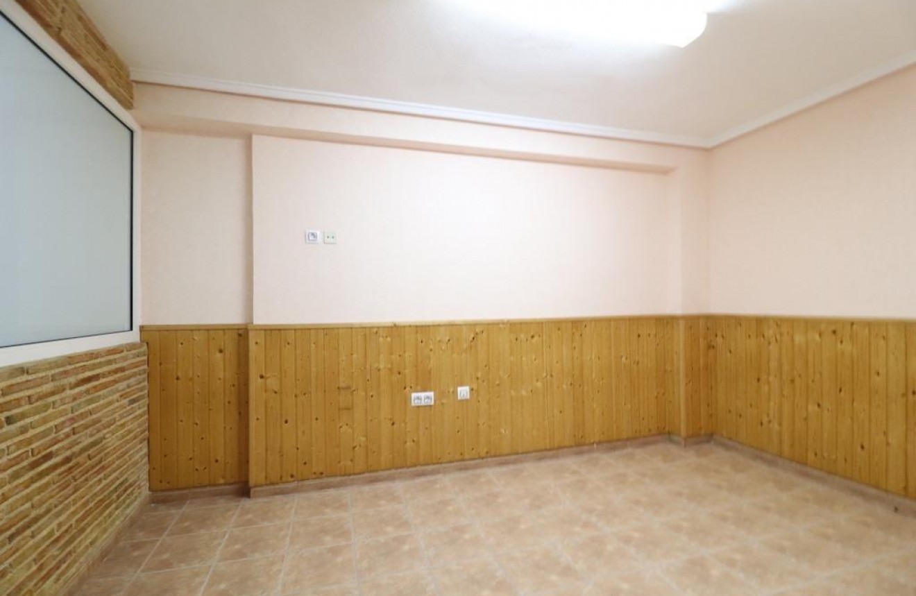 Resale - Apartment / flat -
Torrevieja - Costa Blanca