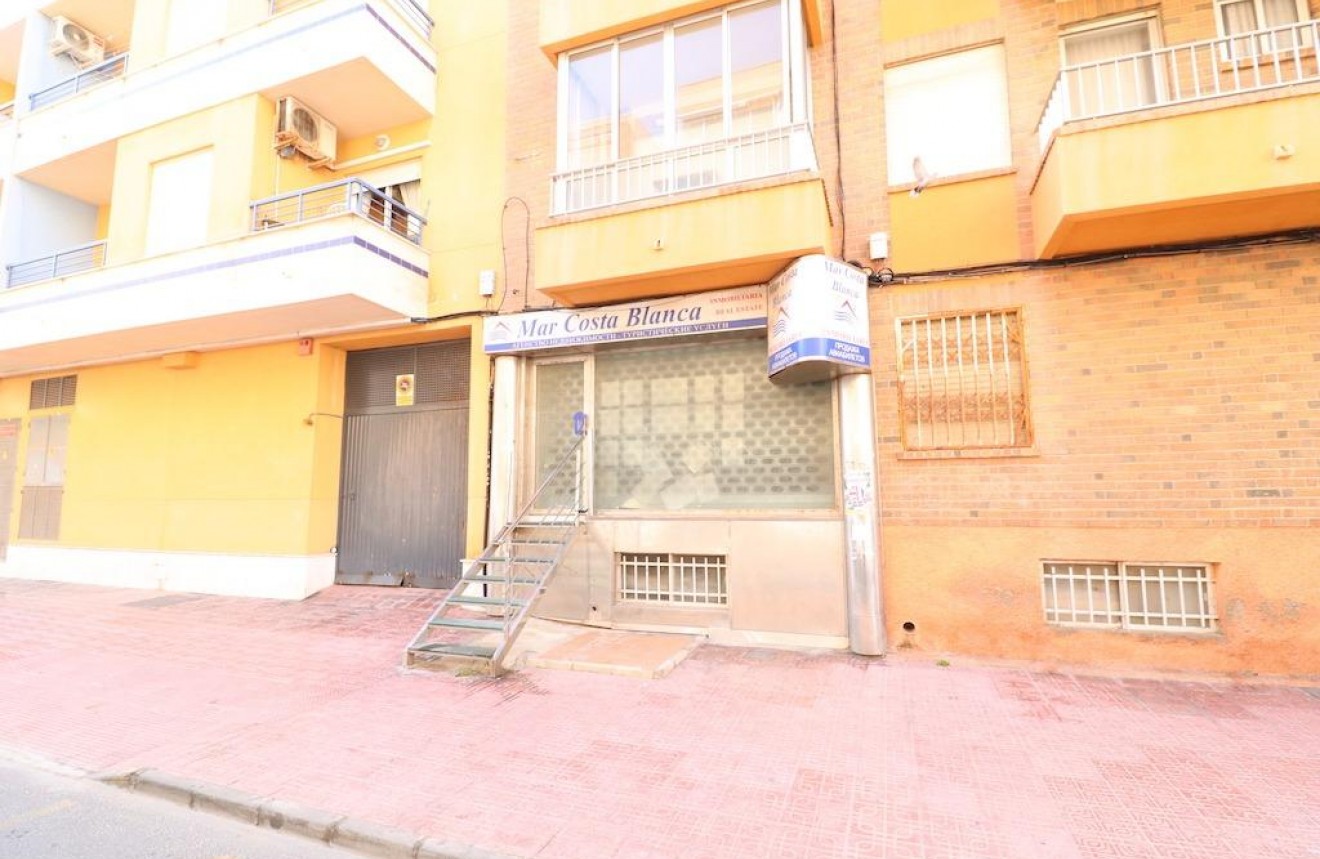 Resale - Apartment / flat -
Torrevieja - Costa Blanca