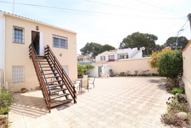 Z drugiej ręki - Bungalow -
Torrevieja - Costa Blanca