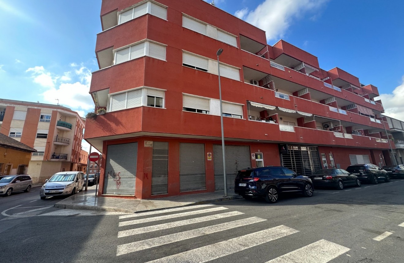 Segunda mano - Apartamento / piso -
Almoradí - Inland