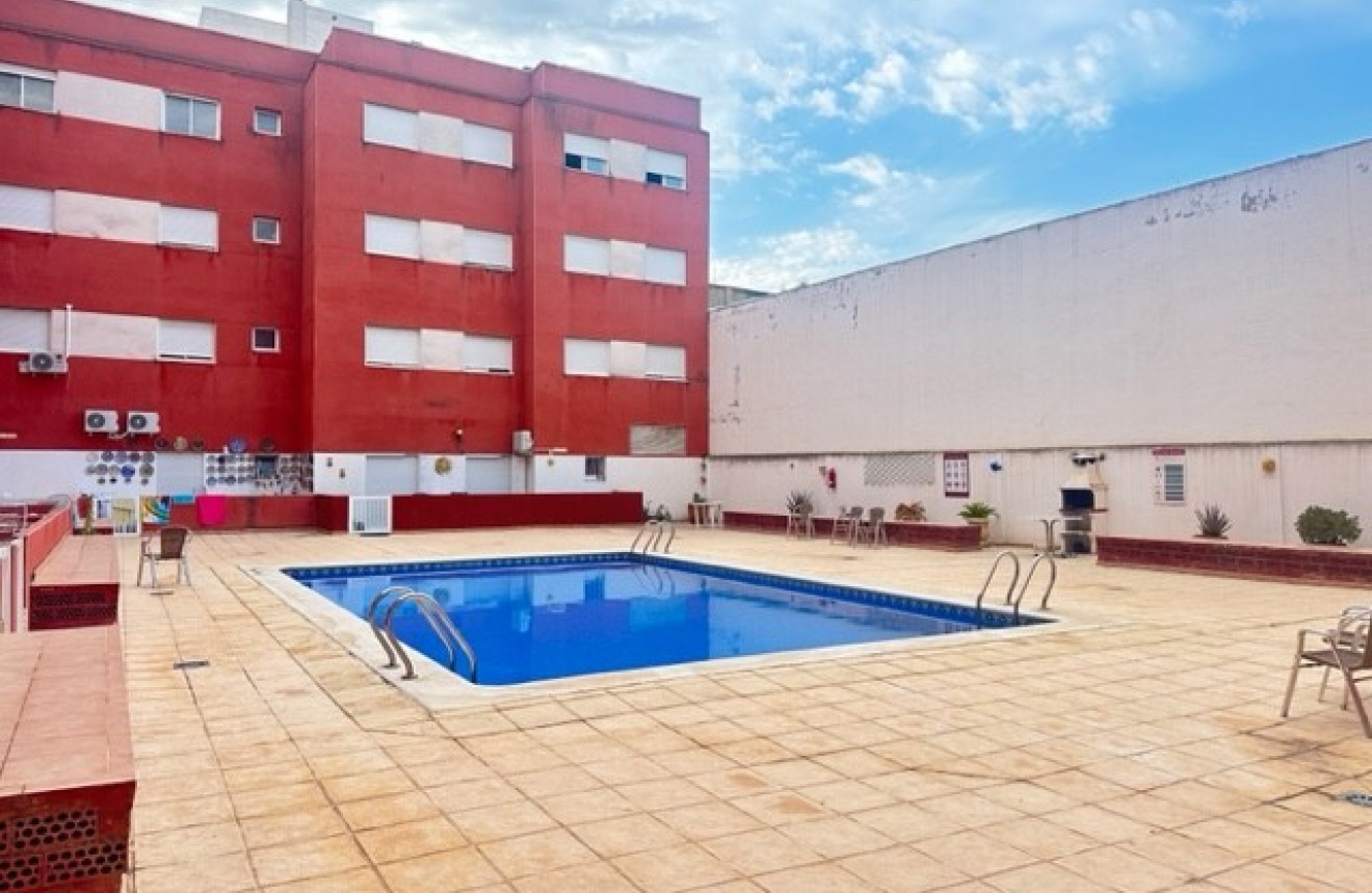 Resale - Apartment / flat -
Almoradí - Inland