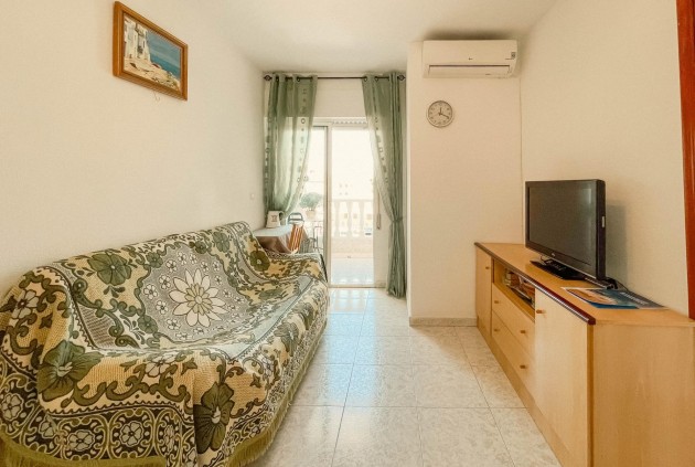 Tweedehands - Appartement / flat -
Torrevieja - Estacion de autobuses