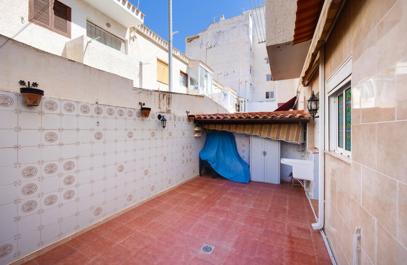 Segunda mano - Bungalow -
Torrevieja - Costa Blanca