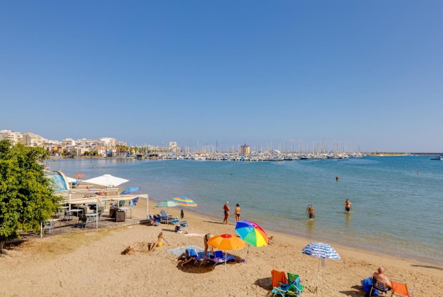 Segunda mano - Bungalow -
Torrevieja - Costa Blanca