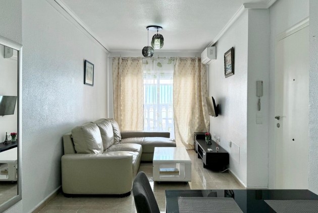 Tweedehands - Appartement / flat -
Torrevieja - Costa Blanca