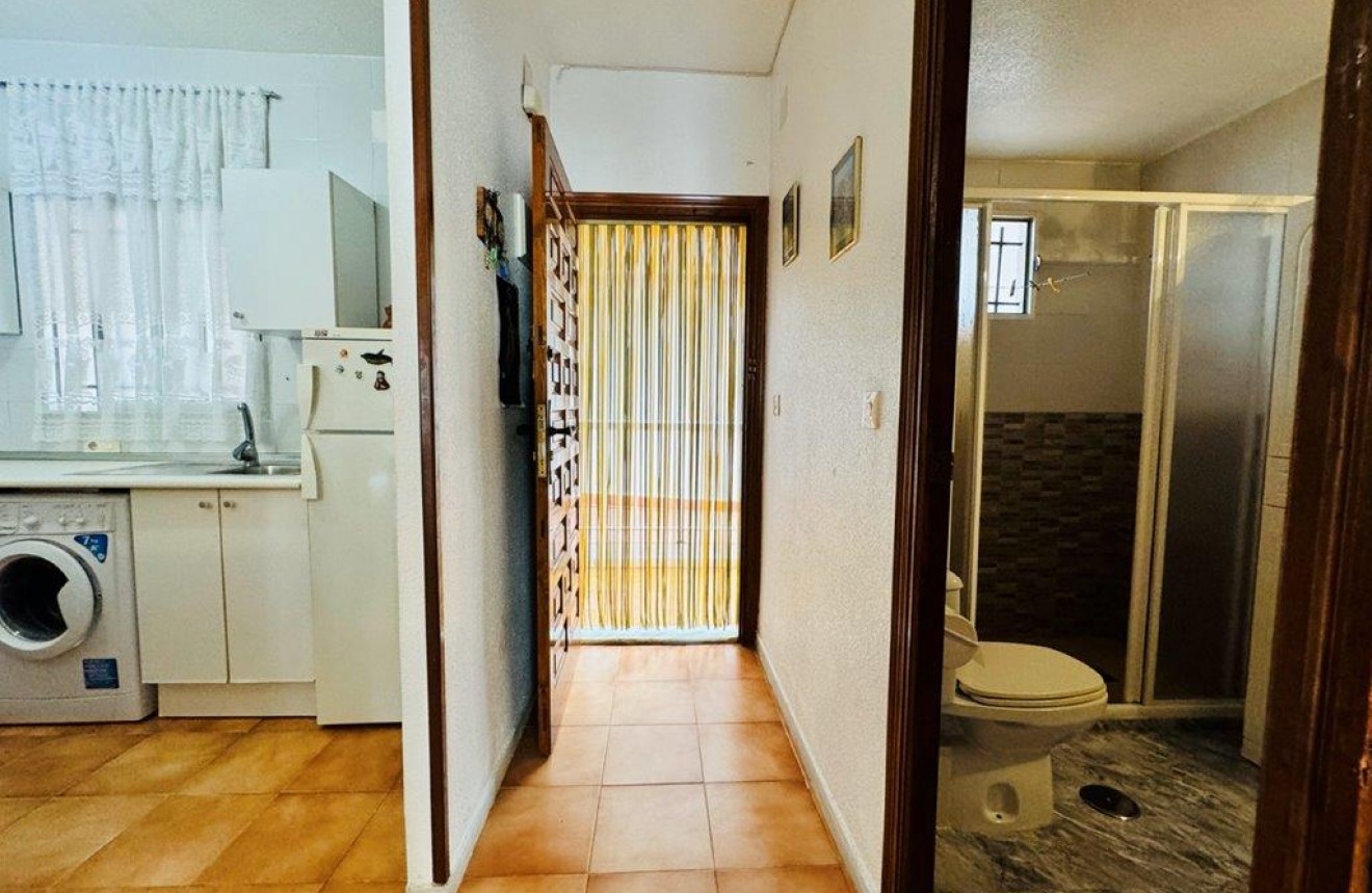 Resale - Apartment / flat -
La Mata - Costa Blanca