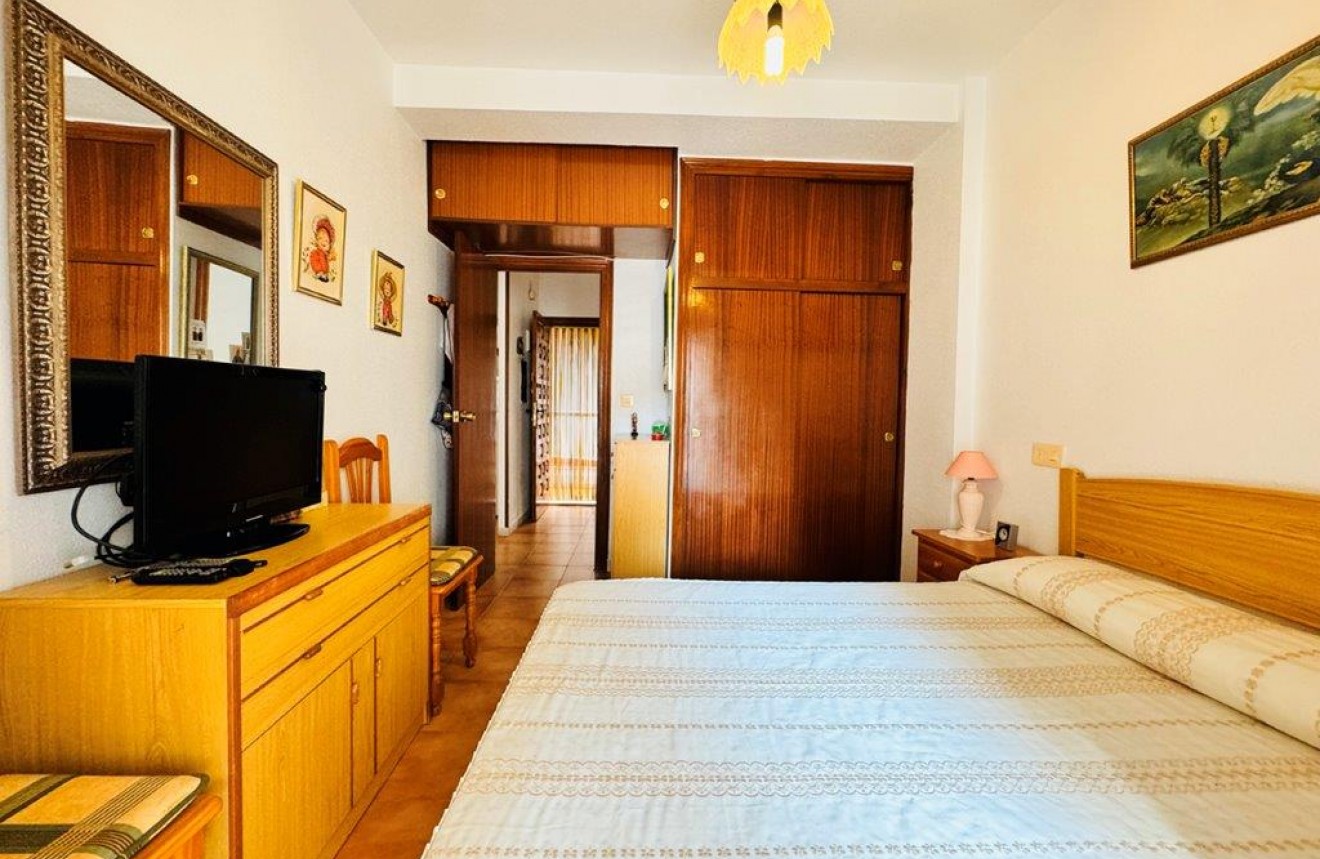 Aus zweiter Hand - Wohnung -
La Mata - Costa Blanca