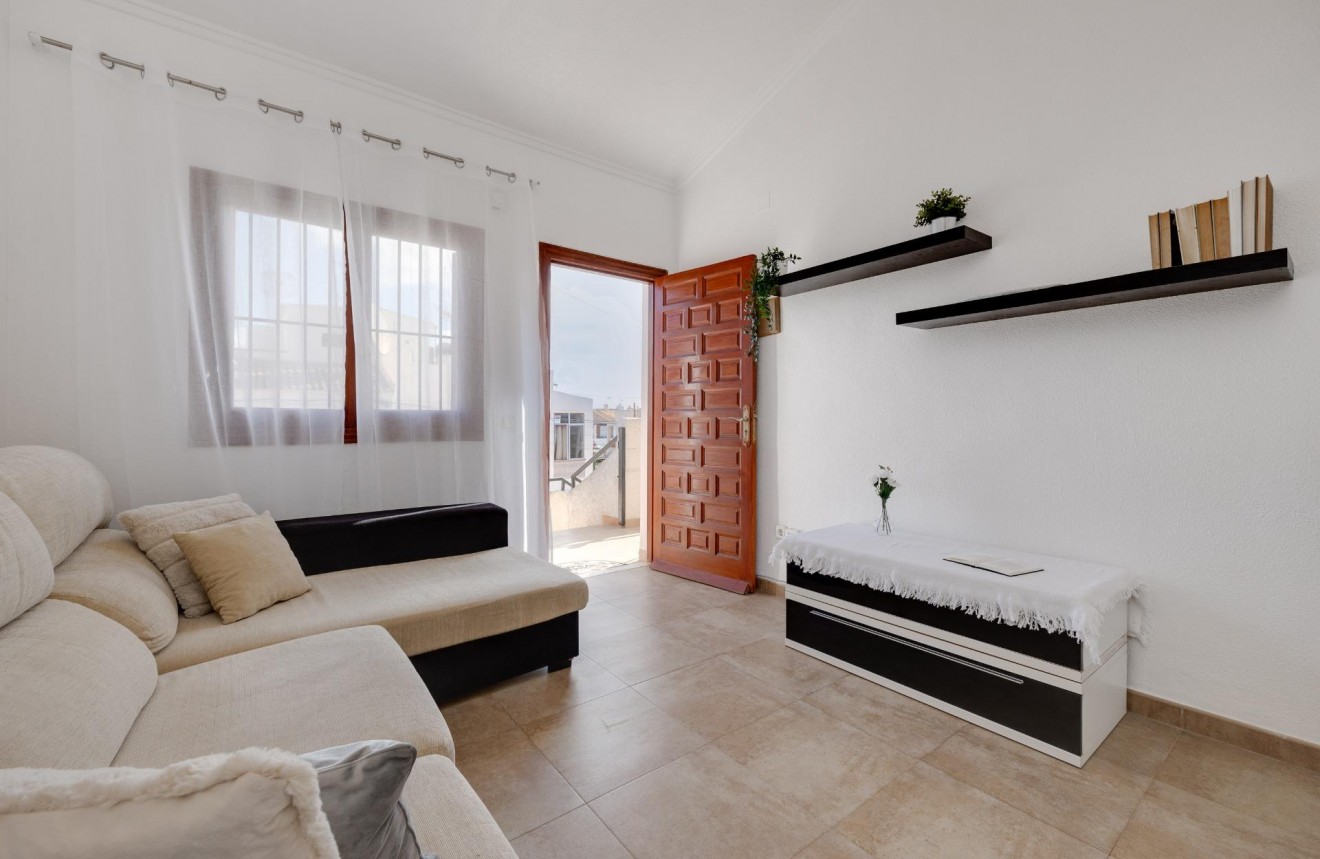 Aus zweiter Hand - Bungalow -
Torrevieja - Los Frutales