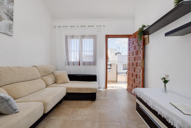 Z drugiej ręki - Bungalow -
Torrevieja - Los Frutales