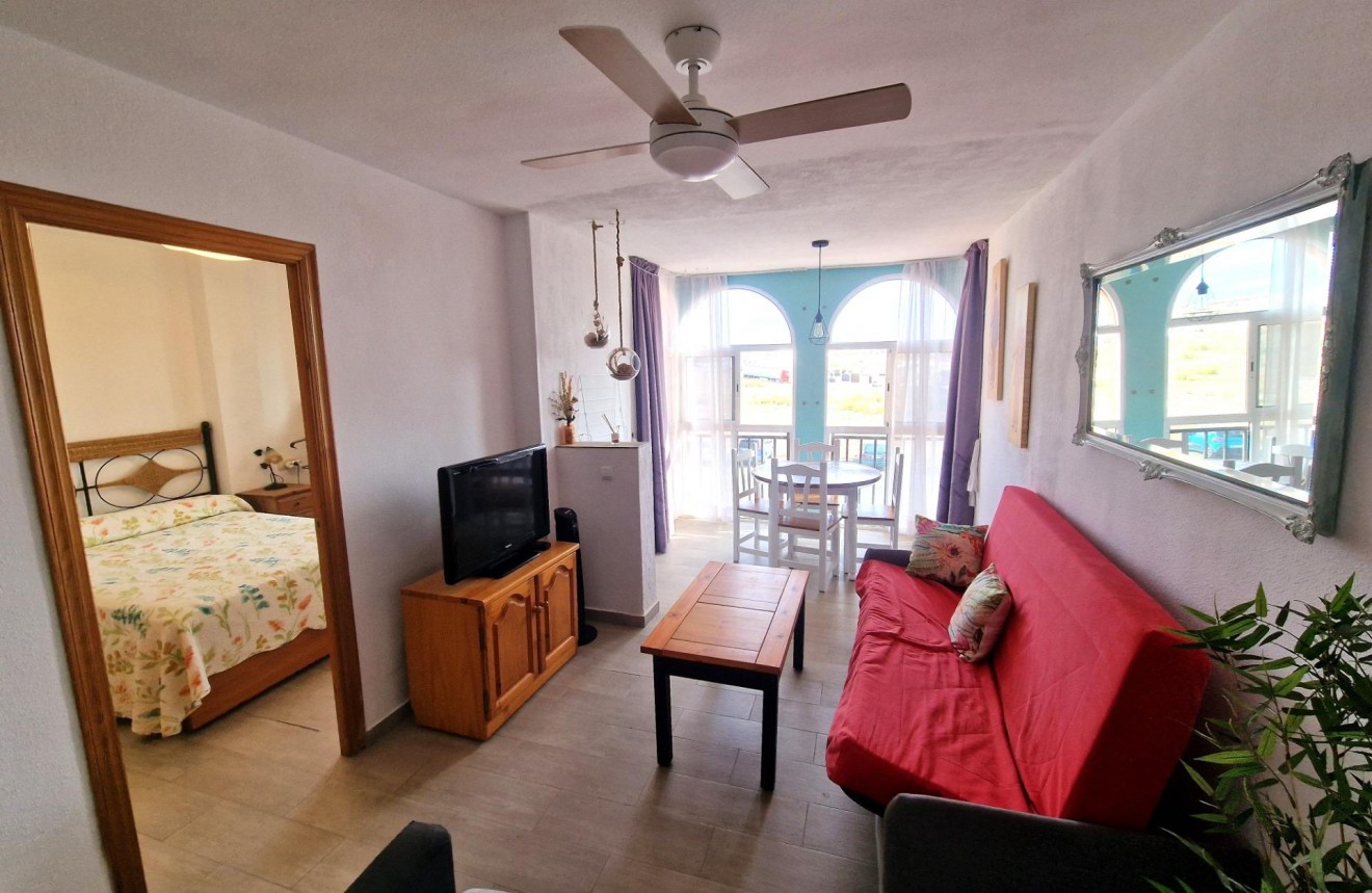 Tweedehands - Appartement / flat -
Torrevieja - Torreblanca