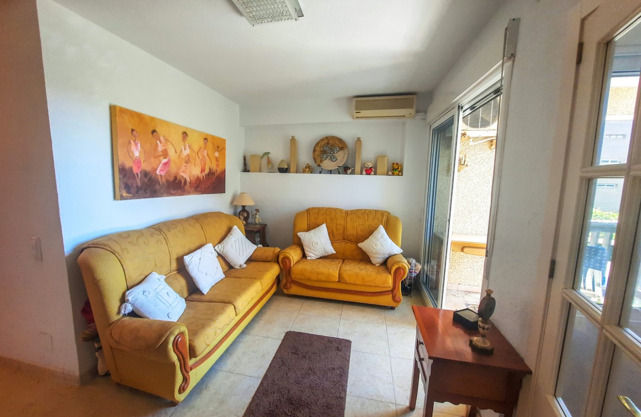 Aus zweiter Hand - Wohnung -
Orihuela Costa - Costa Blanca