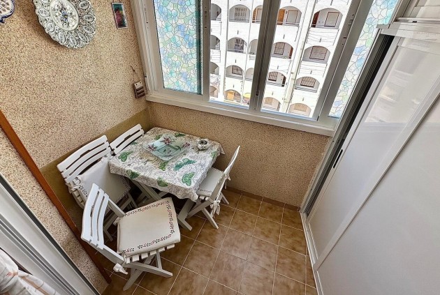 Tweedehands - Appartement / flat -
Torrevieja - Costa Blanca