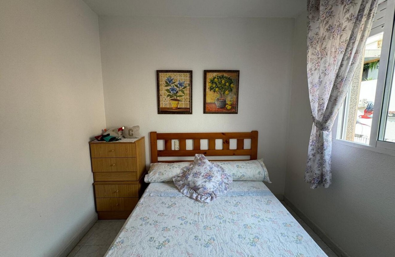 Segunda mano - Apartamento / piso -
Torrevieja - Costa Blanca