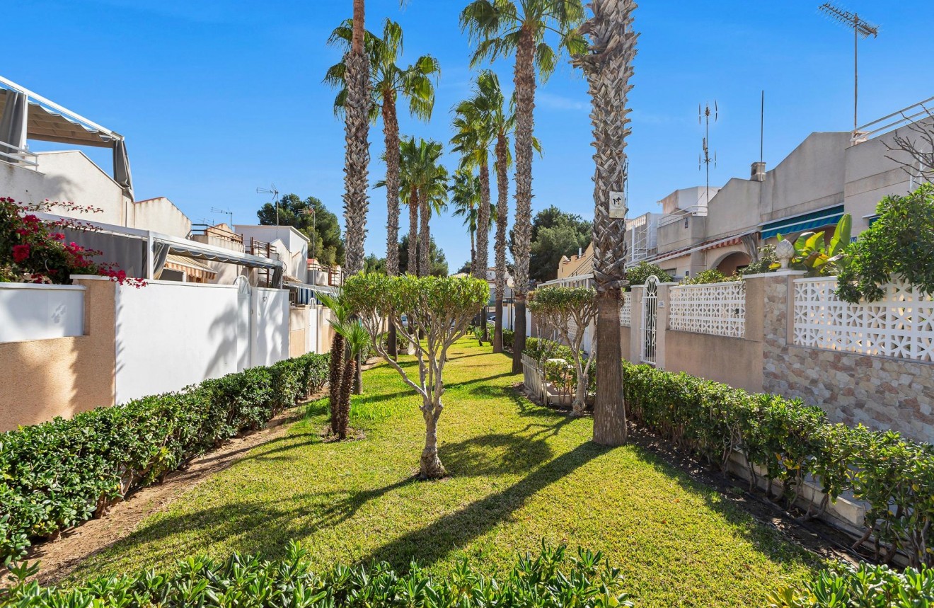 Aus zweiter Hand - Wohnung -
Torrevieja - Lago Jardin