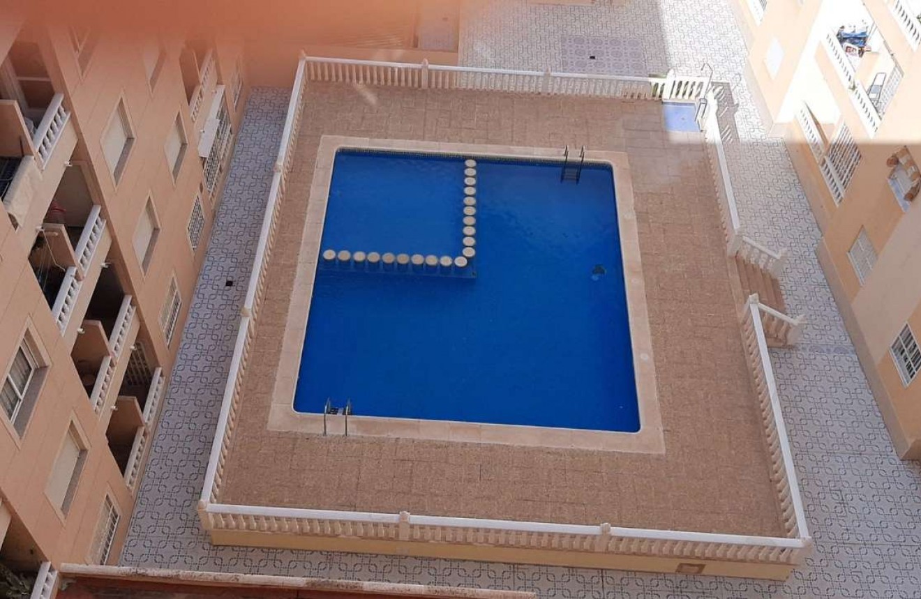 Tweedehands - Appartement / flat -
Torrevieja - Costa Blanca