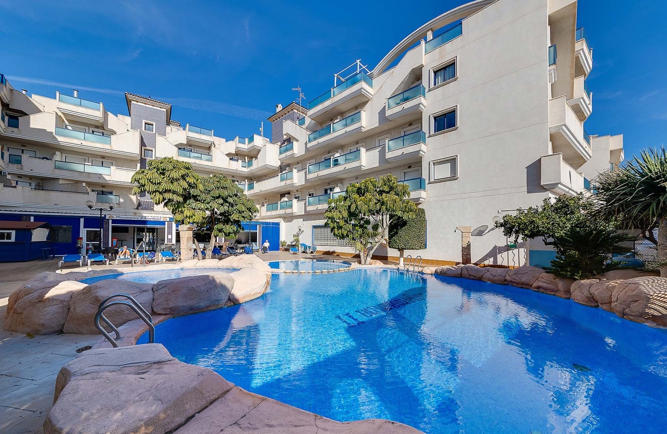 Aus zweiter Hand - Wohnung -
Orihuela Costa - Costa Blanca